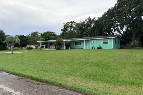 Casa en Ocala, Florida 3 dormitorios, 135.27 m2 № 2339574