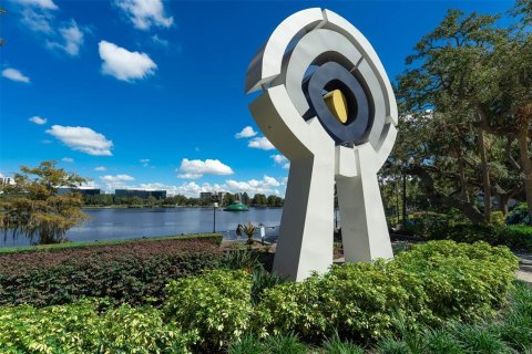 Condo in Orlando, Florida, 3 bedrooms  № 2377936 - photo 2