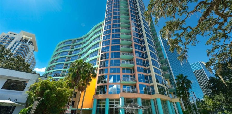 Condo in Orlando, Florida, 3 bedrooms  № 2377936