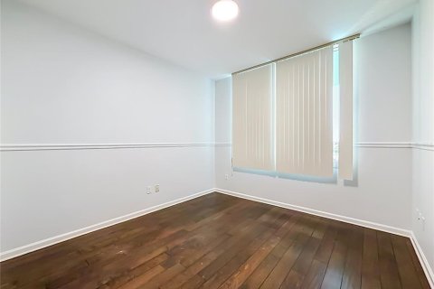 Condo in Orlando, Florida, 3 bedrooms  № 2377936 - photo 19