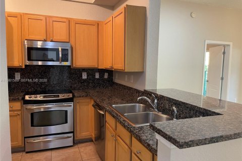 Condominio en South Miami, Florida, 2 dormitorios  № 2049943