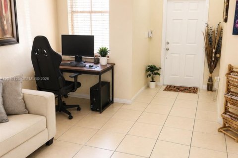 Townhouse in Miami, Florida 3 bedrooms, 148.83 sq.m. № 2086437 - photo 15