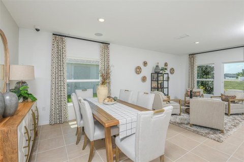 House in Hudson, Florida 4 bedrooms, 183.39 sq.m. № 1780831 - photo 8