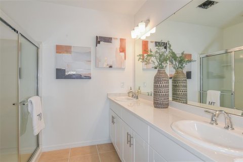 House in Hudson, Florida 4 bedrooms, 183.39 sq.m. № 1780831 - photo 11