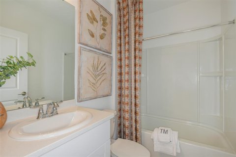 House in Hudson, Florida 4 bedrooms, 183.39 sq.m. № 1780831 - photo 24