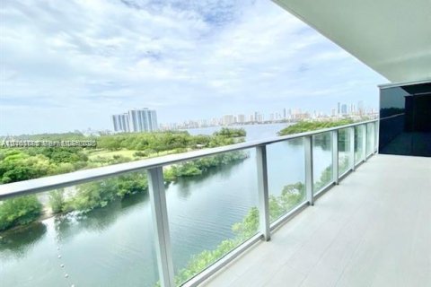 Copropriété à vendre à North Miami Beach, Floride: 1 chambre, 87.05 m2 № 2409043 - photo 18