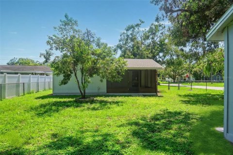 Casa en alquiler en Zephyrhills, Florida, 2 dormitorios, 90.49 m2 № 1873209 - foto 9