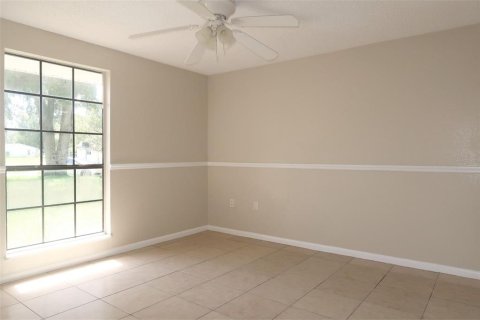 Casa en alquiler en Zephyrhills, Florida, 2 dormitorios, 90.49 m2 № 1873209 - foto 15