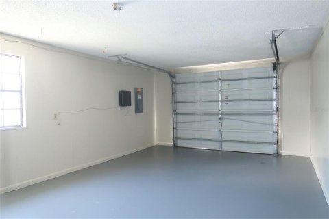 Casa en alquiler en Zephyrhills, Florida, 2 dormitorios, 90.49 m2 № 1873209 - foto 19