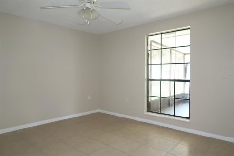 Casa en alquiler en Zephyrhills, Florida, 2 dormitorios, 90.49 m2 № 1873209 - foto 16