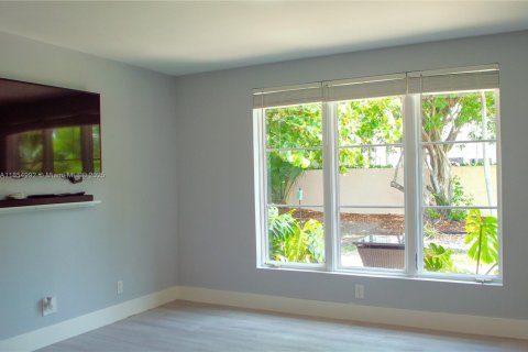 Casa en venta en Boynton Beach, Florida, 2 dormitorios, 129.04 m2 № 1875028 - foto 14