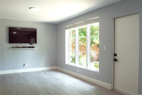Casa en venta en Boynton Beach, Florida, 2 dormitorios, 129.04 m2 № 1875028 - foto 12