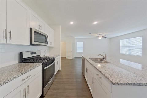Casa en alquiler en Leesburg, Florida, 4 dormitorios, 186.45 m2 № 1895098 - foto 11