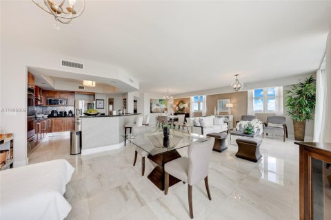 Condominio en alquiler en Aventura, Florida, 4 dormitorios, 328.22 m2 № 2029642 - foto 10