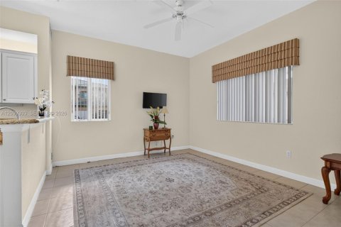 Copropriété à vendre à Tamarac, Floride: 2 chambres, 157.19 m2 № 2420700 - photo 12