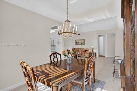 Copropriété à vendre à Tamarac, Floride: 2 chambres, 157.19 m2 № 2420700 - photo 11