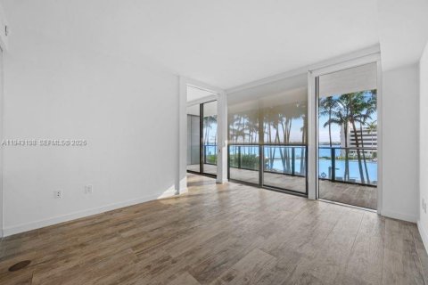 Condo in Miami, Florida, 2 bedrooms  № 2078411 - photo 20