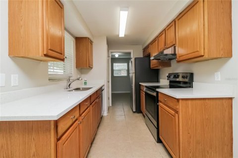 House in Sanford, Florida 3 bedrooms, 106.65 sq.m. № 1666550 - photo 6