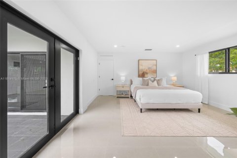 Casa en venta en Miami Springs, Florida, 4 dormitorios, 193.42 m2 № 1779997 - foto 27