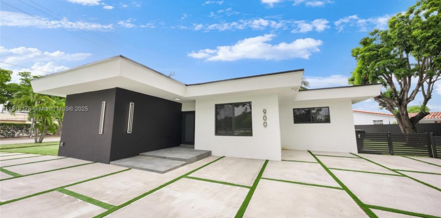Casa en Miami Springs, Florida 4 dormitorios, 193.42 m2 № 1779997