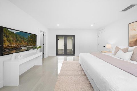 Casa en venta en Miami Springs, Florida, 4 dormitorios, 193.42 m2 № 1779997 - foto 25