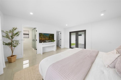 Casa en venta en Miami Springs, Florida, 4 dormitorios, 193.42 m2 № 1779997 - foto 24