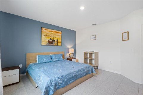 Villa ou maison à vendre à Port St. Lucie, Floride: 4 chambres, 174.1 m2 № 2439263 - photo 19