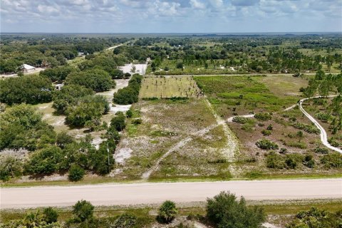 Terreno en venta en Okeechobee, Florida № 2221233 - foto 22