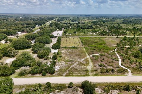 Terreno en venta en Okeechobee, Florida № 2221233 - foto 21