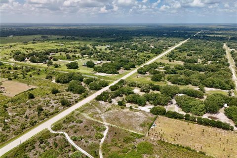 Terreno en venta en Okeechobee, Florida № 2221233 - foto 6