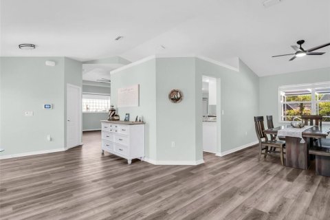 Villa ou maison à vendre à Hudson, Floride: 3 chambres, 178 m2 № 2294448 - photo 13
