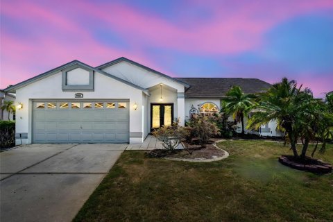 Casa en Hudson, Florida 3 dormitorios, 178 m2 № 2294448