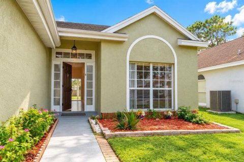 Villa ou maison à louer à Orlando, Floride: 3 chambres, 134.89 m2 № 2419001 - photo 3