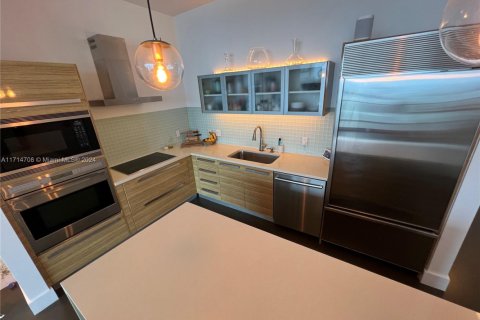 Condo in Miami, Florida, 2 bedrooms  № 1729493 - photo 19