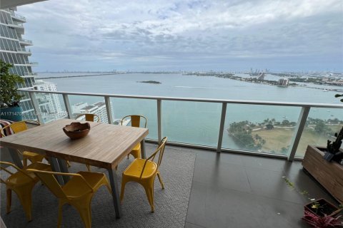 Condo in Miami, Florida, 2 bedrooms  № 1729493 - photo 23