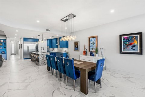 Купить кондоминиум в Коко-Бич, Флорида 8 комнат, 246.84м2, № 2227032 - фото 12