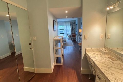 Copropriété à louer à Lauderdale-by-the-Sea, Floride: 2 chambres, 165.37 m2 № 2388479 - photo 27