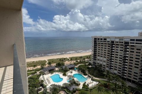 Condo à Lauderdale-by-the-Sea, Floride, 2 chambres  № 2388479