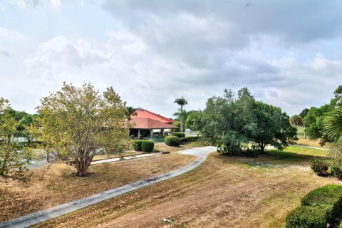 Condominio en venta en Fort Pierce, Florida, 3 dormitorios, 207.92 m2 № 1182195 - foto 1