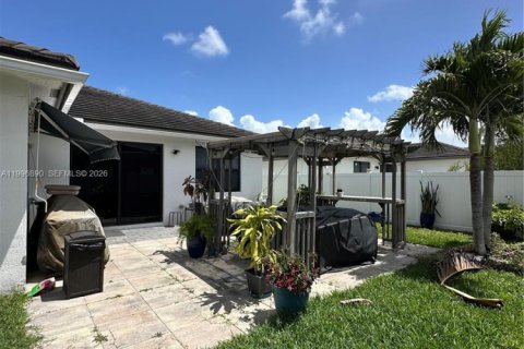 House in Homestead, Florida 3 bedrooms, 166.3 sq.m. № 2058570 - photo 19