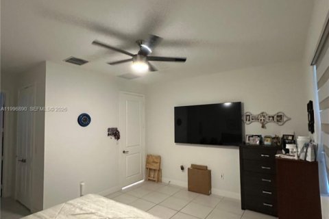 House in Homestead, Florida 3 bedrooms, 166.3 sq.m. № 2058570 - photo 15