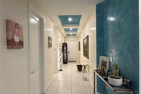 House in Homestead, Florida 3 bedrooms, 166.3 sq.m. № 2058570 - photo 3