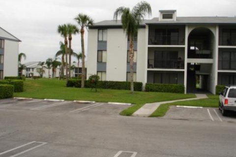 Condo in West Palm Beach, Florida, 1 bedroom  № 2370075