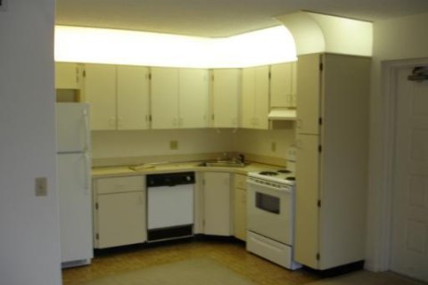 Condo in West Palm Beach, Florida, 1 bedroom № 2370075 - photo 5