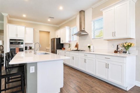 House in Land O' Lakes, Florida 5 bedrooms, 309.92 sq.m. № 2424185 - photo 9