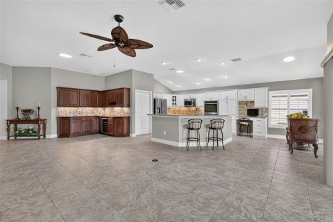 Casa en venta en The Villages, Florida, 3 dormitorios, 186.45 m2 № 2420446 - foto 14