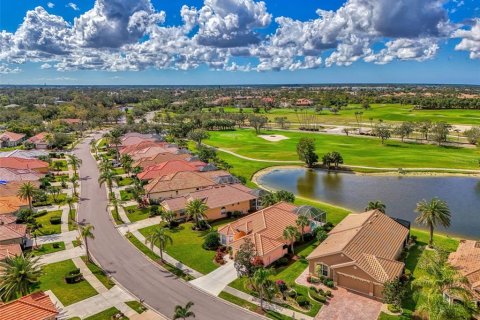 Villa ou maison à vendre à North Port, Floride: 3 chambres, 163.42 m2 № 1533340 - photo 4