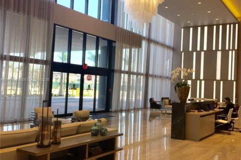 Condo in Doral, Florida, 1 bedroom  № 2026216 - photo 4