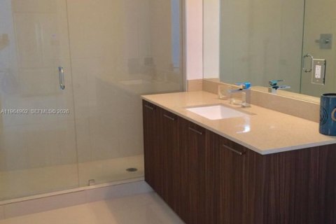 Condo in Doral, Florida, 1 bedroom  № 2026216 - photo 13