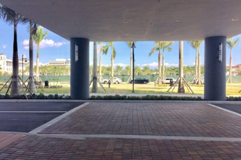 Condo in Doral, Florida, 1 bedroom  № 2026216 - photo 22